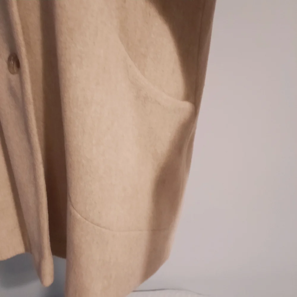 Vintage Coat - Picture 8 of 8